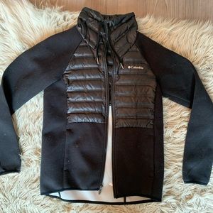 lightweight Columbia zip up